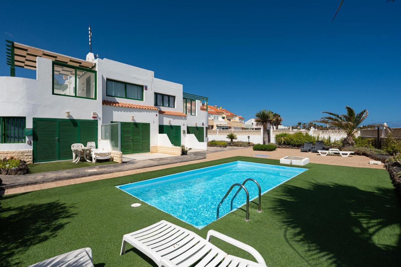 Homeforguest Apartment With Pool And Terrace 1 Min From The Beach Corralejo Zewnętrze zdjęcie